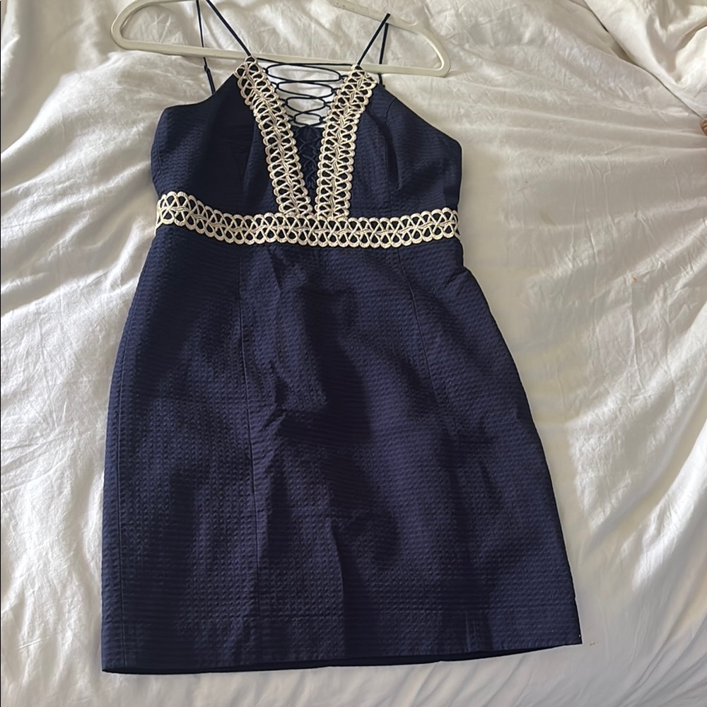 Elegant Navy Blue Dress with Lace Detail
